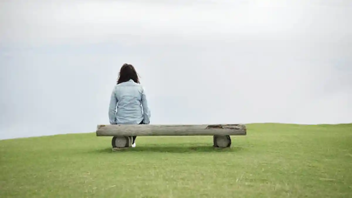 Sering Insecure, 5 Zodiak Ini Sering Tidak Percaya Diri saat Memulai Hubungan Baru