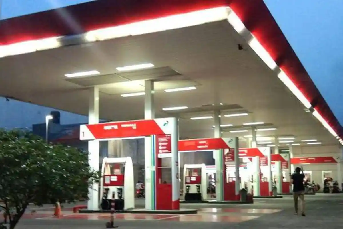 Daftar Harga BBM di SPBU Pertamina dan Shell di Seluruh Wilayah Indonesia