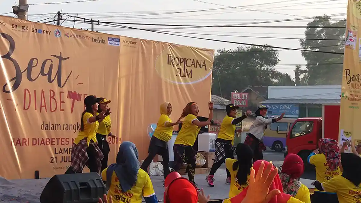 Senam Bersama Tropicana Slim #BeatDiabetes di Chandra Superstore Natar