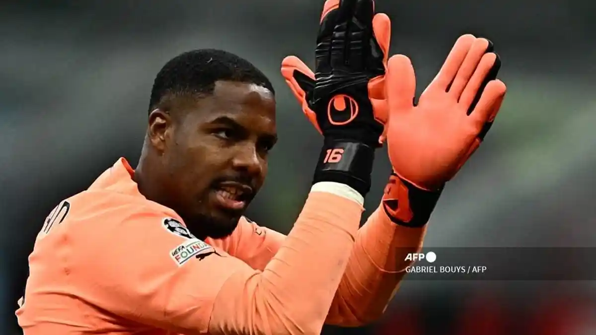 Polemik Perpanjangan Kontrak Mike Maignan, AC Milan Melambat Gegara Hadapi Dilema