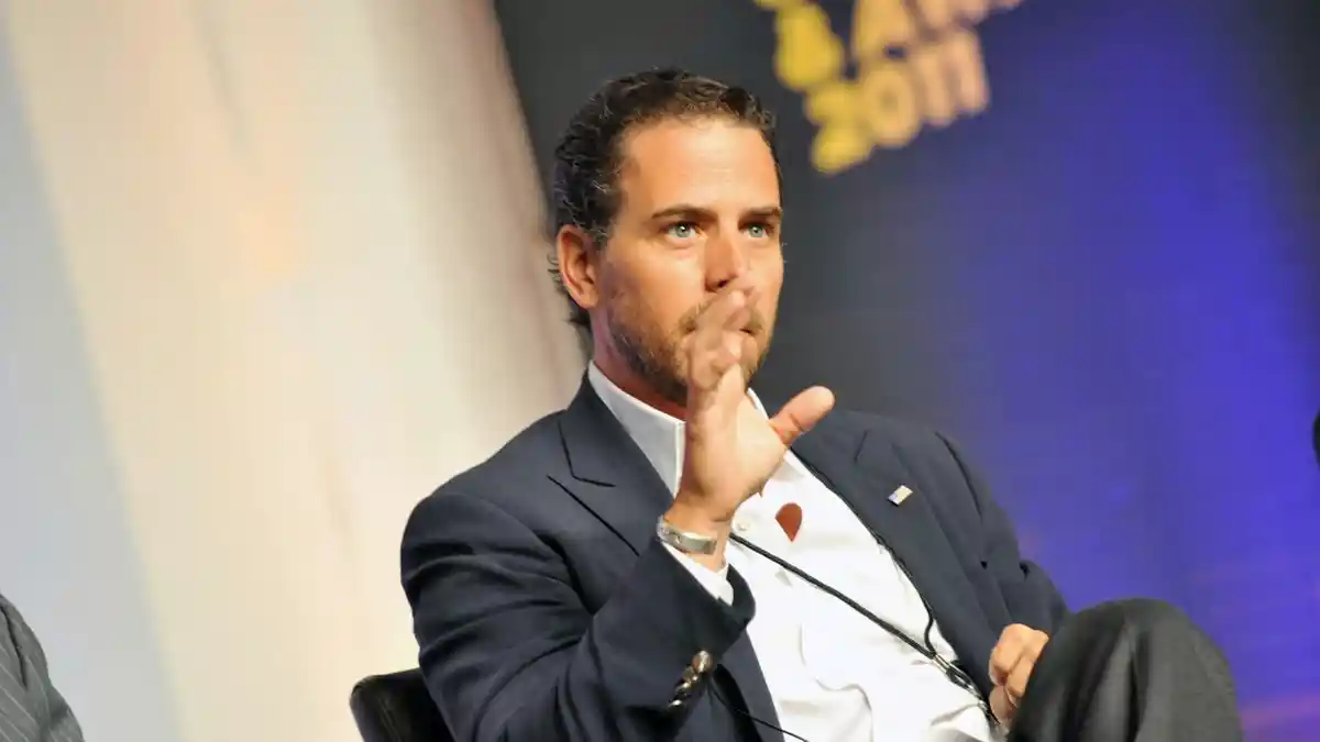 Skandal Pajak Anak Joe Biden, Penari Striptease yang Ditiduri Hunter Biden Bongkar Data Keuangan