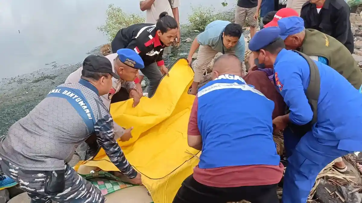 Nelayan Ditemukan Tewas Mengambang Saat Perbaiki Perahu