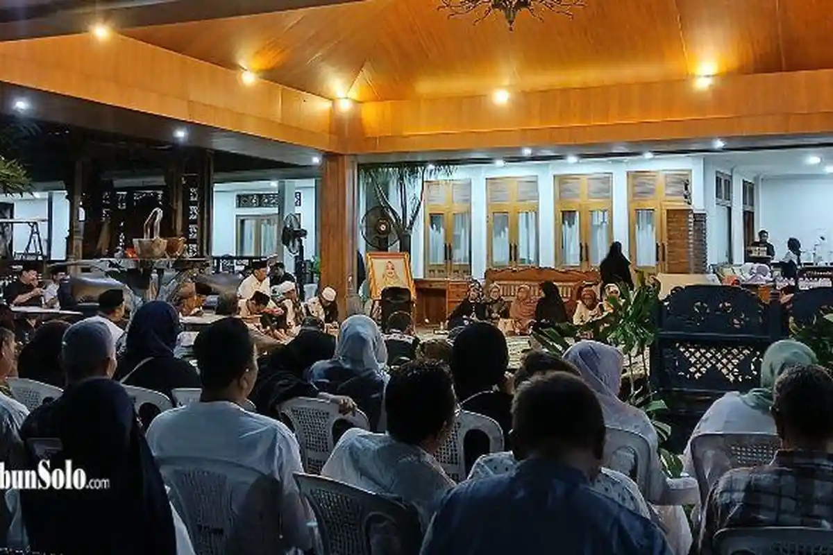 Wiranto Gelar Tahlilan Wafatnya Sang Istri di Solo, Diikuti Tetangga hingga Kolega