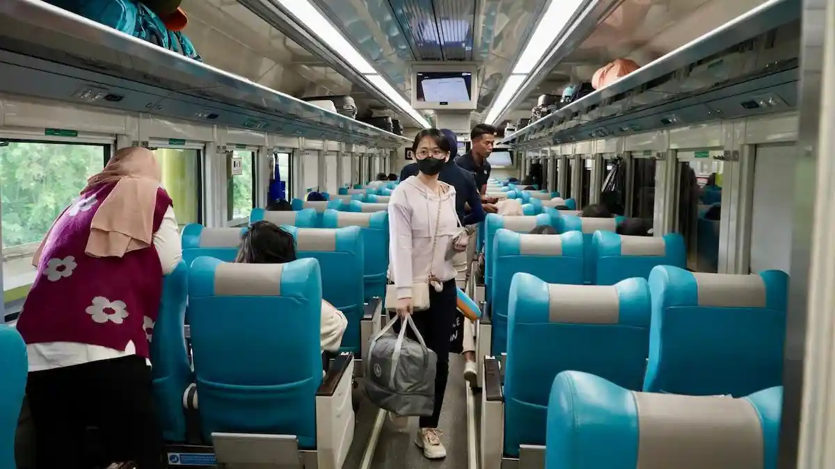 Tiket Kereta Api Lebaran Hampir Habis, Okupansi Capai 69 Persen