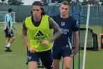 Riccardo-Calafiori-saat-Latihan-bersama-skuad-Arsenal.jpg