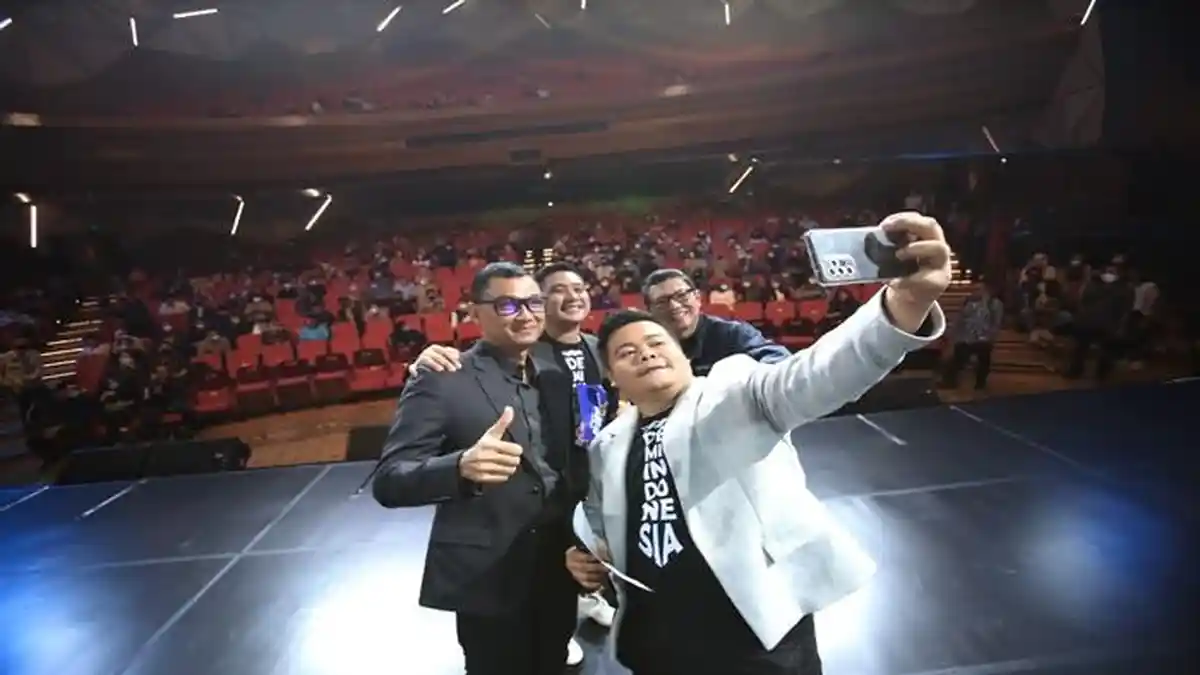 Dirut PLN Ajak Generasi Milenial Dukung Transisi Energi di RI