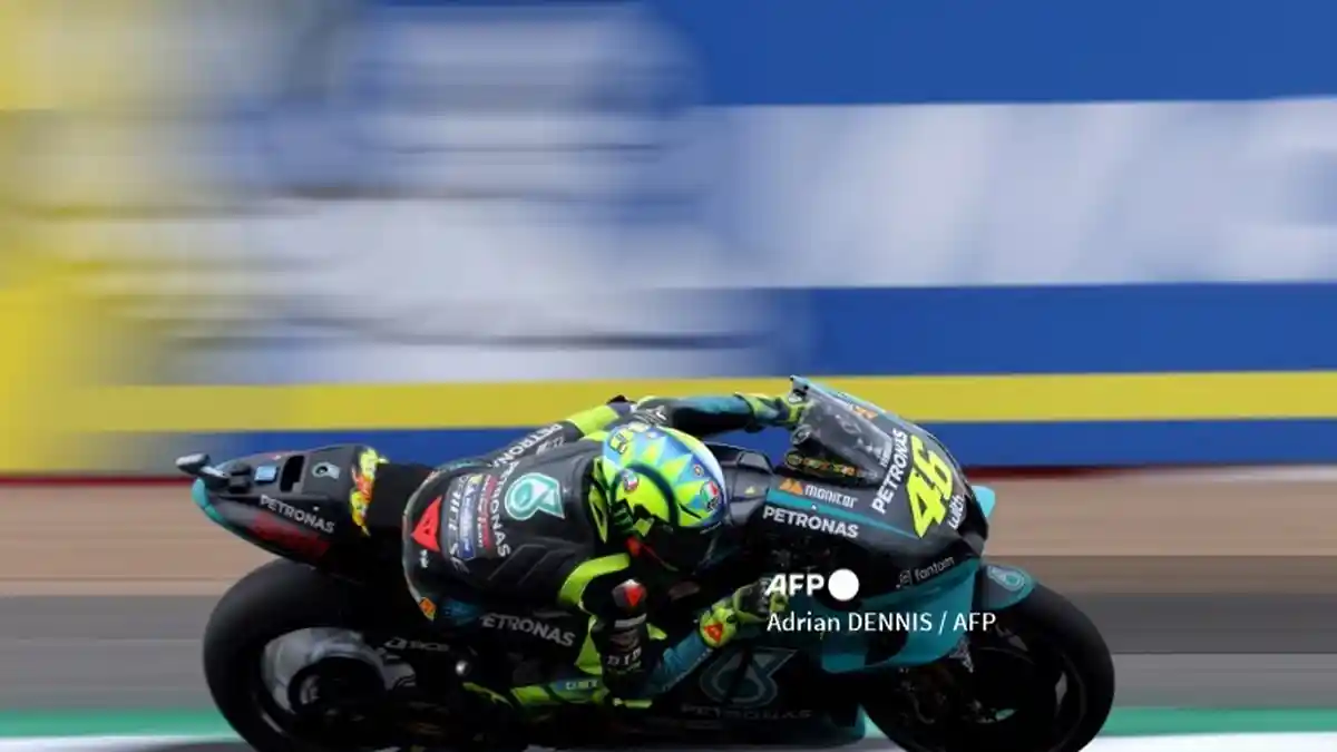 HASIL Qualifying MotoGp 2021 , Valentino Rossi Kalahkan Marc Marquez di Strating Grid Gp Inggris ?