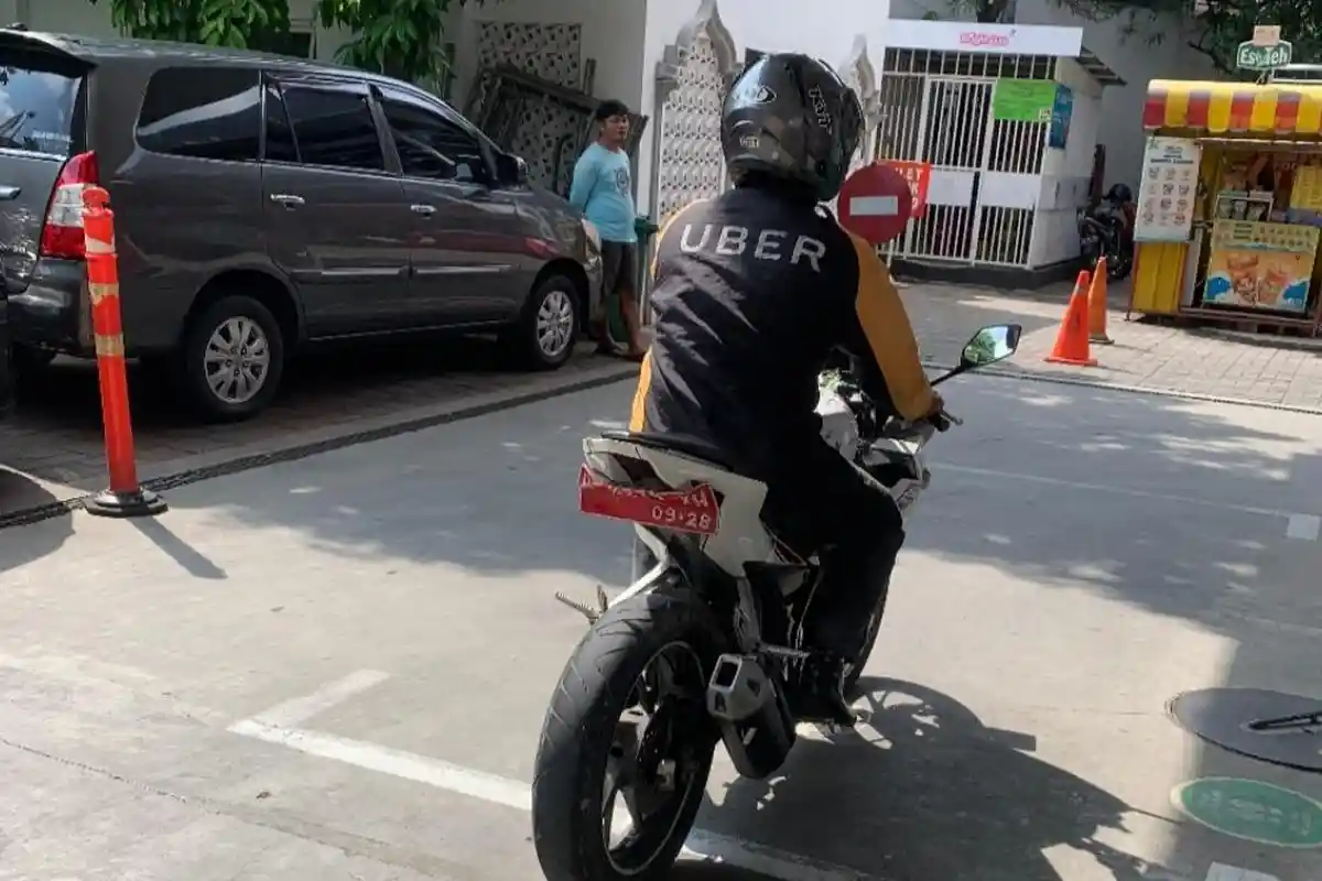 Pengendara Plat Merah Pukul Gadis Operator SPBU di Semarang hingga Trauma, Maksa Beli Pertalite