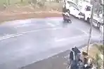 Tangkap-layar-kecelakaan-beruntun-di-Kecamatan-Srono-Kabupaten-Banyuwangi.jpg