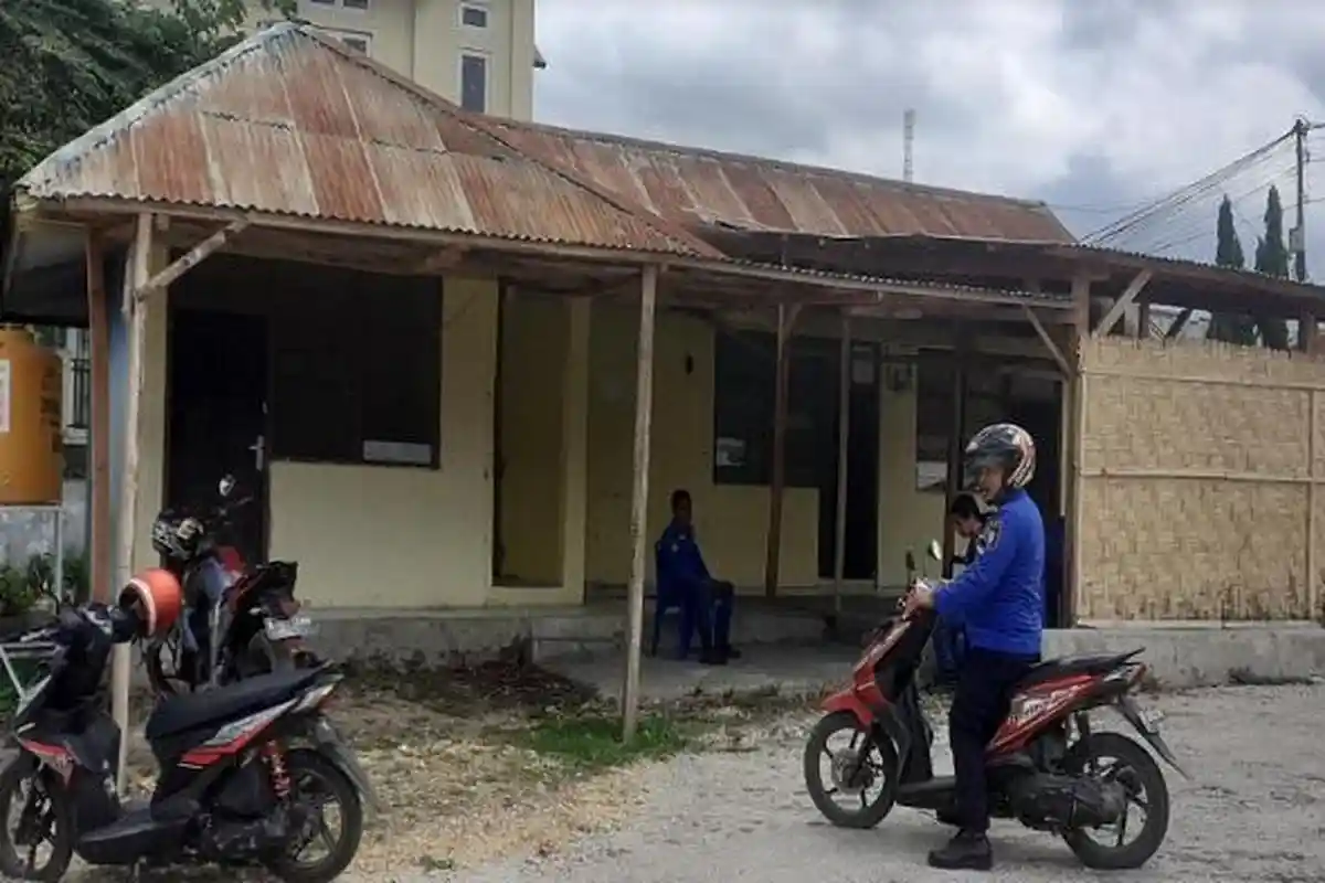 Dinas Pemadam Kebakaran Sumba Barat Daya Gunakan Bangunan Reot untuk Berkantor