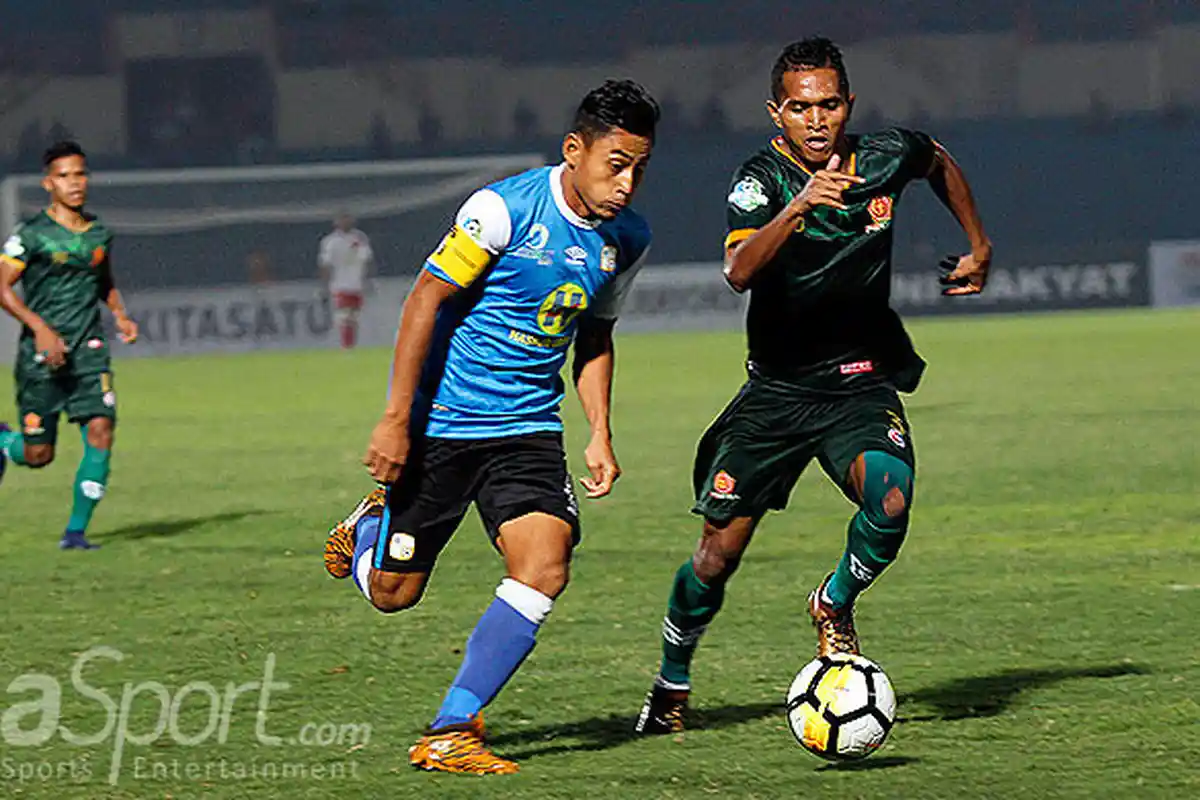 Aji Santoso Waspadai Mantan Pemain Arema FC Ini dalam Persela Vs Barito Putera Malam Nanti