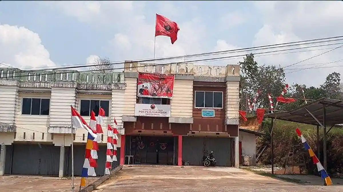 TRIBUNWIKI: Ini 7 Anggota DPRD Sanggau Dari PDI Perjuangan Sanggau