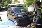 kecelakaan-sebuah-mobil-menabrak-para-pelajar-MTsN-1-Bojonegoro.jpg