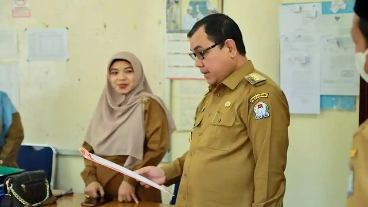 Awasi Disiplin Pegawai, Pj Bupati Sidak Jajaran Setdakab Aceh Barat