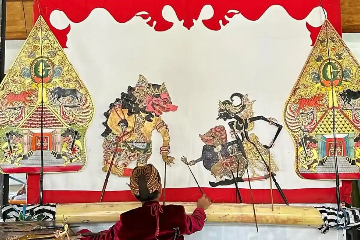 Desa Sidowarno: Menelusuri Napak Tilas Sejarah Panjang Wayang Kulit yang Semakin Langka