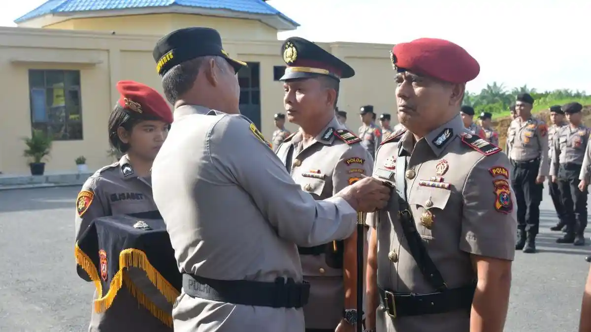 Kapolres Labusel Pimpin Upacara Sertijab serta Pelantikan Kasatres Narkoba, Kasat Lantas dan Kasiwas