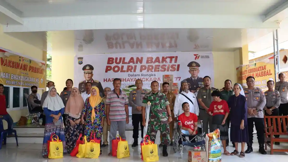 Sambut HUT Ke-77 Bhayangkara, Polres Nias Salurkan 100 Paket Bansos ke Masyarakat