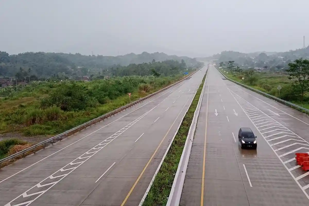 Tol Cisumdawu Seksi 2-3 Masih Gratis, Pengelola Harap Segera Ada Tarif Karena Pemasukan Nol