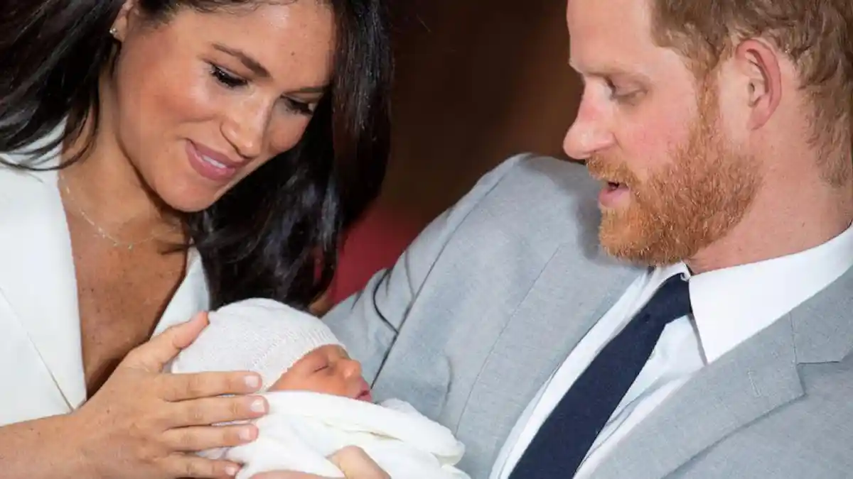 Tanpa Gelar Kerajaan, Anak Pangeran Harry Punya Kebebasan yang Tak Bisa Dilakukan Anak William-Kate