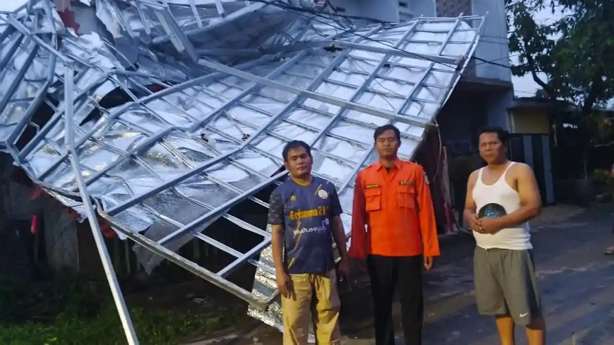Warga Kabupaten Bekasi Resah Hadapi Anomali Cuaca, Rumah Rusak dan Kekeringan