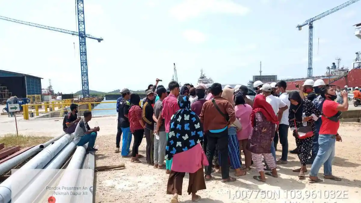 Puluhan Warga Pulau Labu Batam Datangi Perusahaan, Minta Tanggung Jawab Soal Limbah Minyak