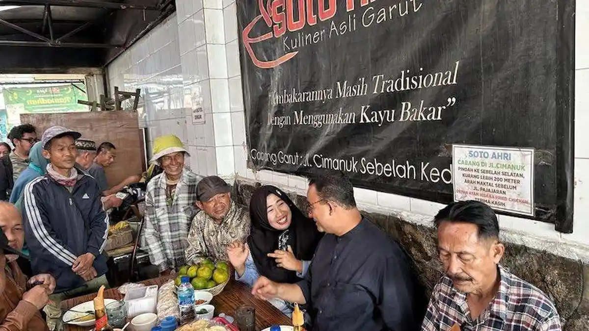 Tak Hadiri Peringatan May Day, Ternyata Anies Baswedan Makan Soto di Garut