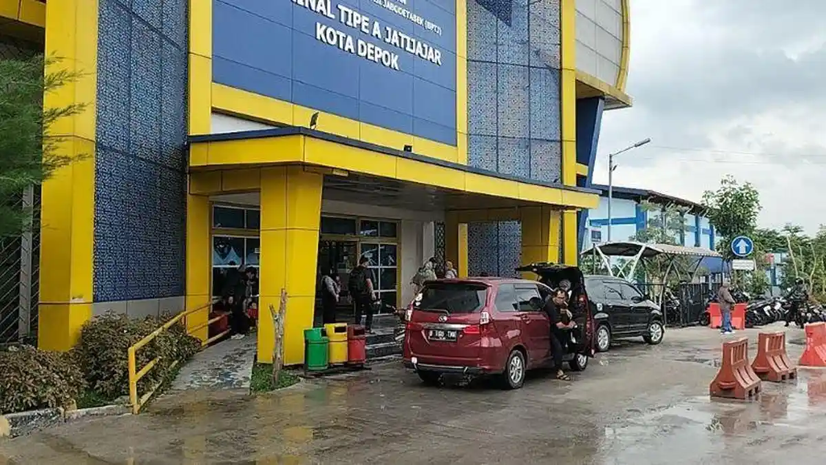 Arus Mudik Nataru 2025 di Terminal Jatijajar Depok Diprediksi Naik 200 Persen