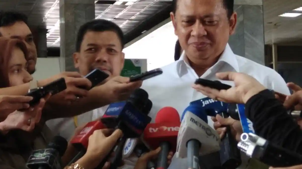 Bamsoet: 'Nomor Dua Simbol Perdamaian, Nomor Satu ya Number One'