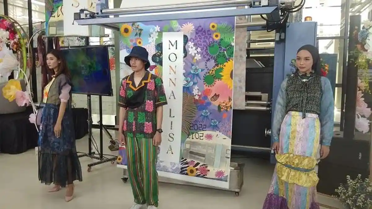 Epson Kolaborasi dengan Bajukertas & Co Luncurkan Printer Tekstil Monna Lisa Evo Tre 16 di Bandung