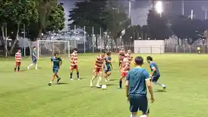 CHARITY-MATCH-Tim-sepakbola-NOC-Indonesia-mengadakan-charity-match.jpg