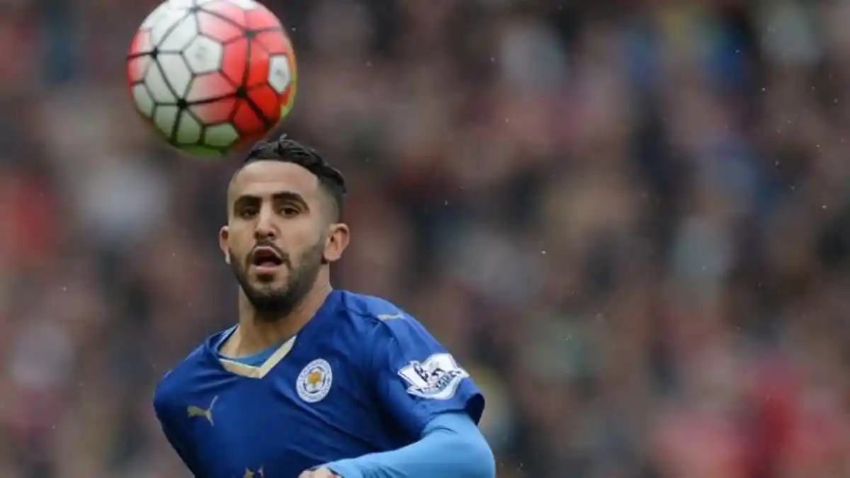 Bintang Leicester, Riyad Mahrez Umumkan Pensiun dari Sepak Bola