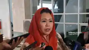 YENNY-PANTAU-HILAL-RAMADAN.jpg