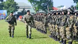 Sekjen-Kemhan-Letjen-TNI-Tri-Budi-Utomo-upacara-Komponen-Cadangan-Komcad-ASN-PNS.jpg