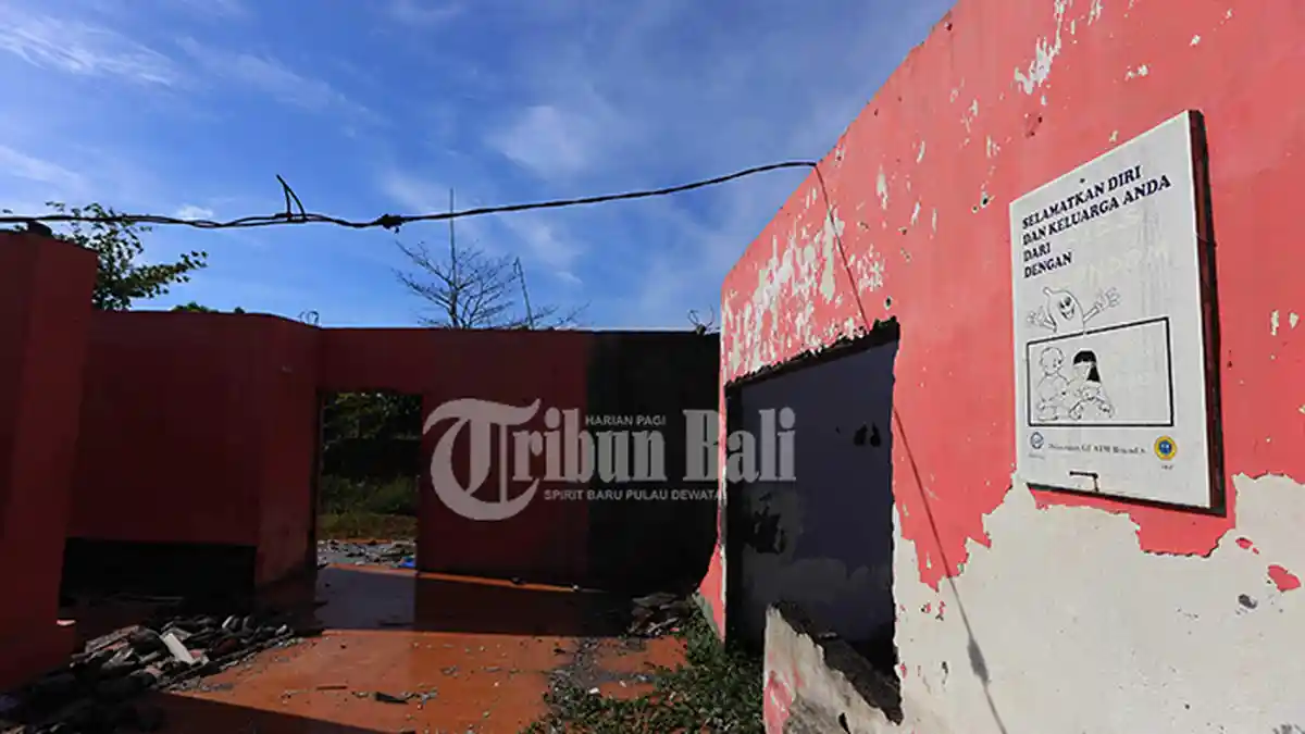 Kompleks Prostitusi Padang Galak Dikabarkan Akan Jadi Sekolah Internasional, PSK Bingung