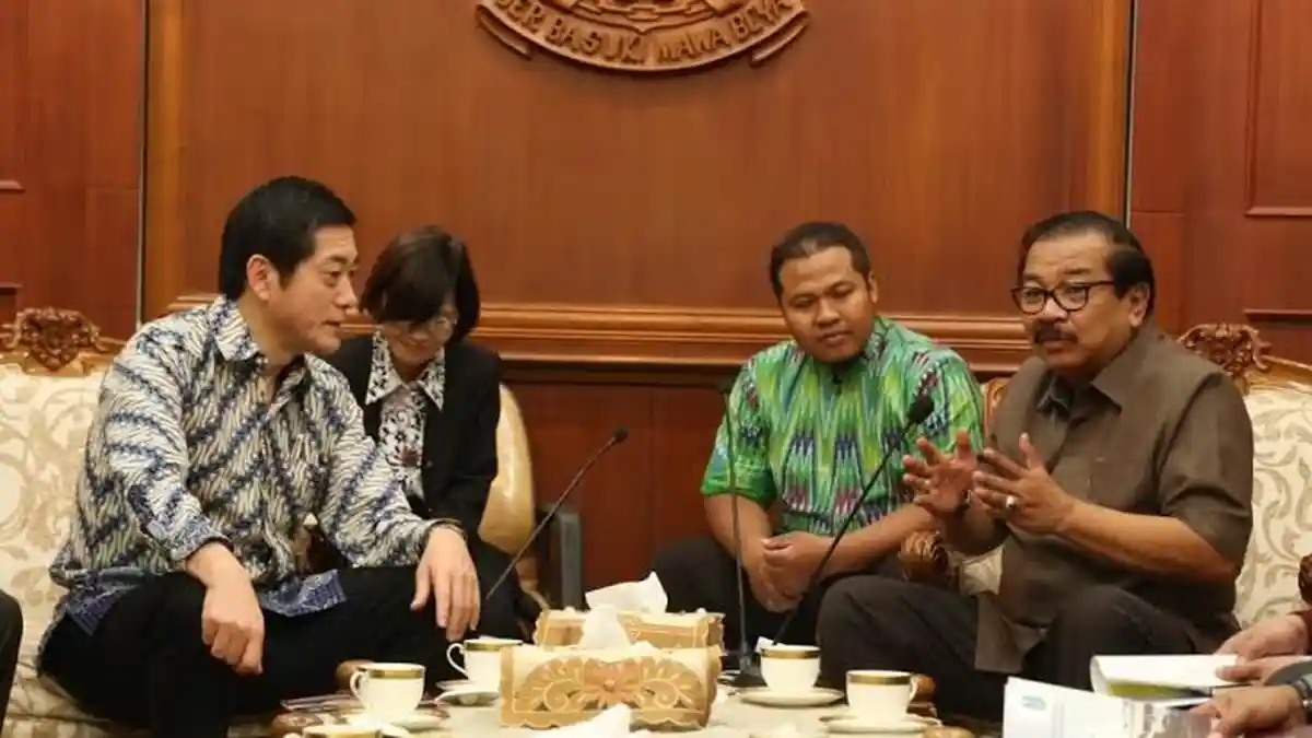 Perluas Industri, Gubernur Ehime Jepang Temui Pakde Karwo