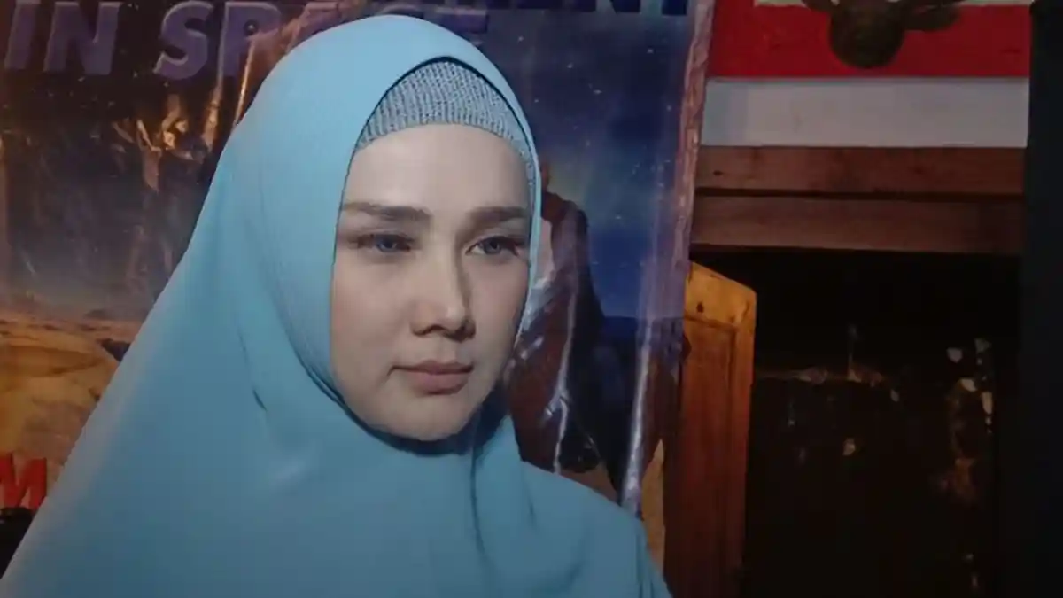 Mulan Jameela Bantah Hoaks Soal Guru, Ahmad Dhani Ingin Tempuh Jalur Hukum