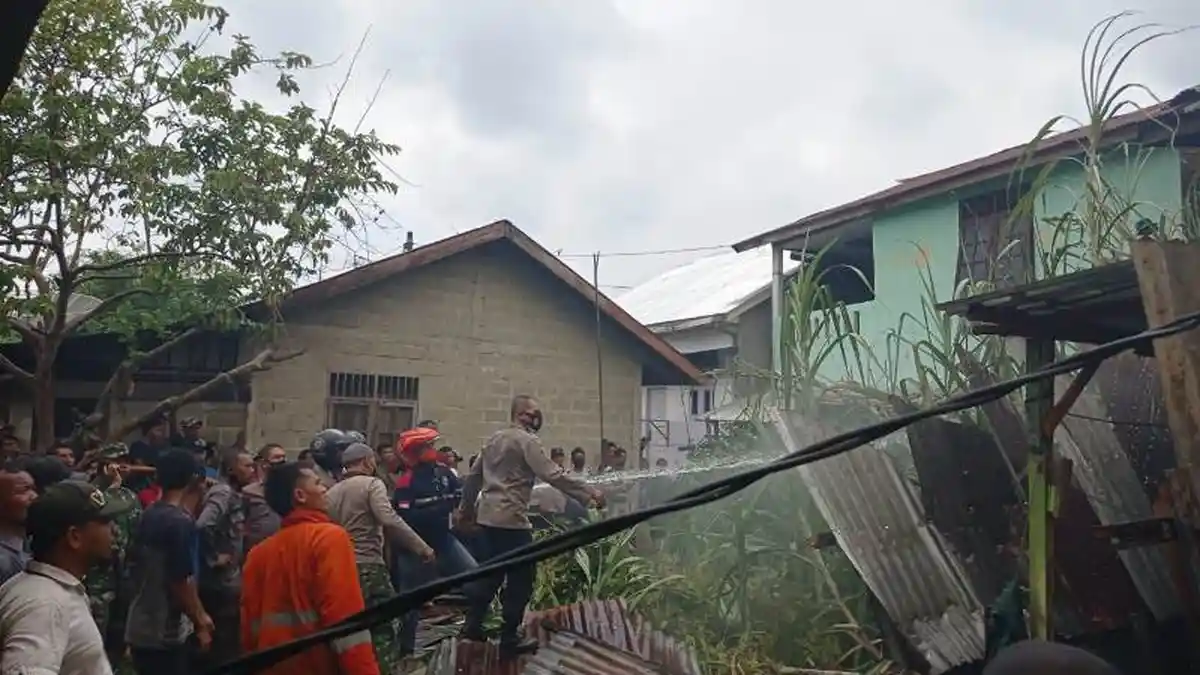 BREAKING NEWS - Sembilan Rumah di Kualasimpang Aceh Tamiang Ludes Terbakar, Enam Rusak