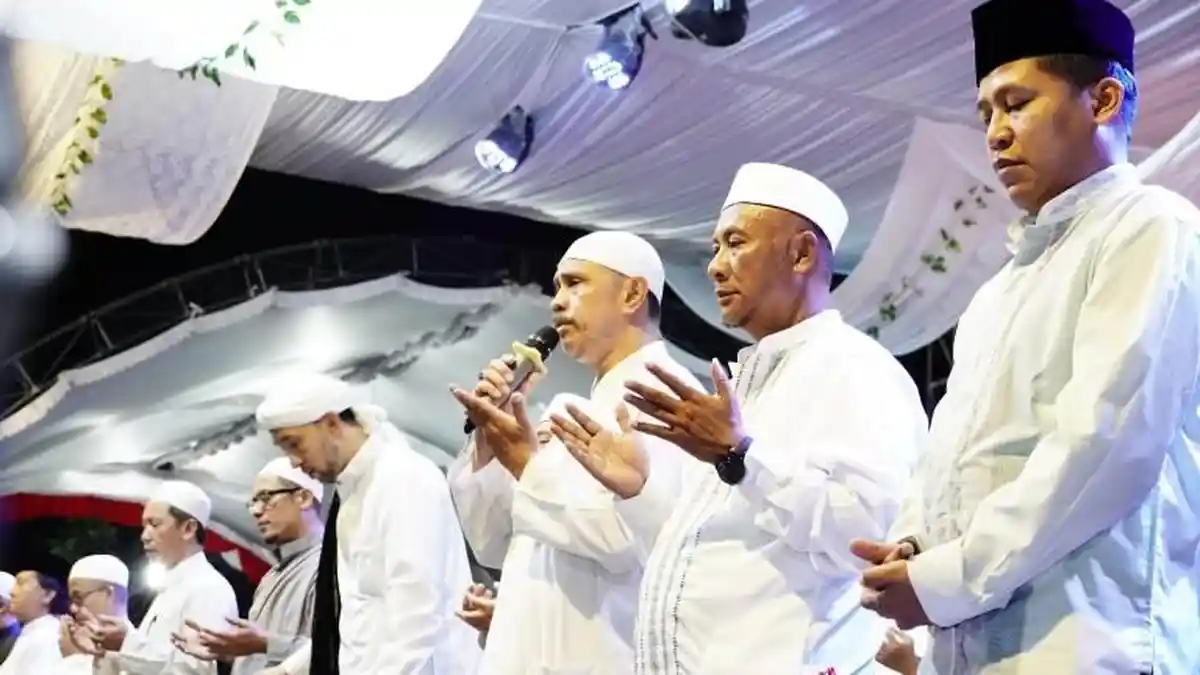 Peringatan Maulid Nabi, Pj Bupati Pati Sholawatan Bareng Ipmafa dan Habib Ali Zainal Abidin