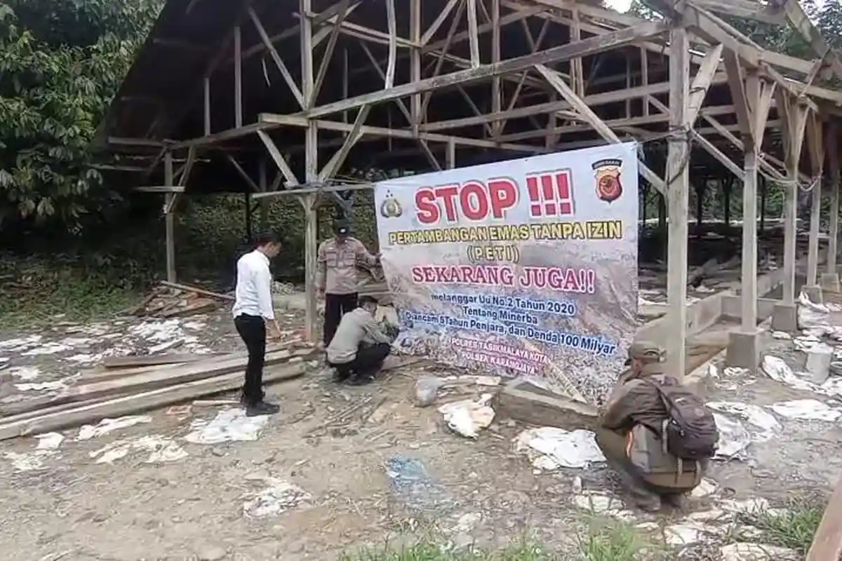 Tambang Emas Ilegal di Tasikmalaya Ditutup Polisi setelah Videonya Viral di Media Sosial