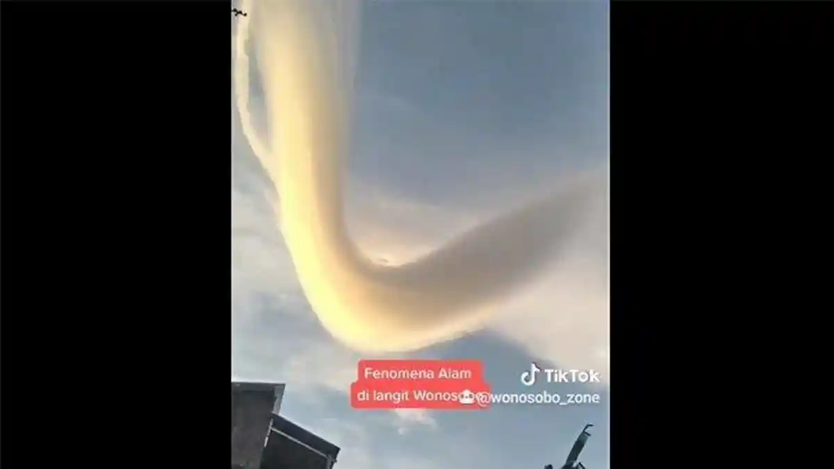 Video Viral Penampakan Awan Berbentuk Huruf V di Wonosobo, Begini Penjelasan BMKG