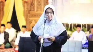 Foto-Hj-Yuli-Hastuti-SH-saat-menghadiri-acara-Purworejo.jpg