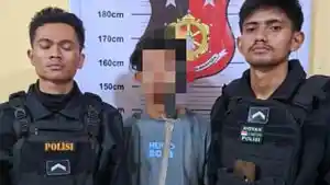 Momen-personel-Dit-Samapta-Polda-Sumut-menangkap-diduga-geng-motor.jpg