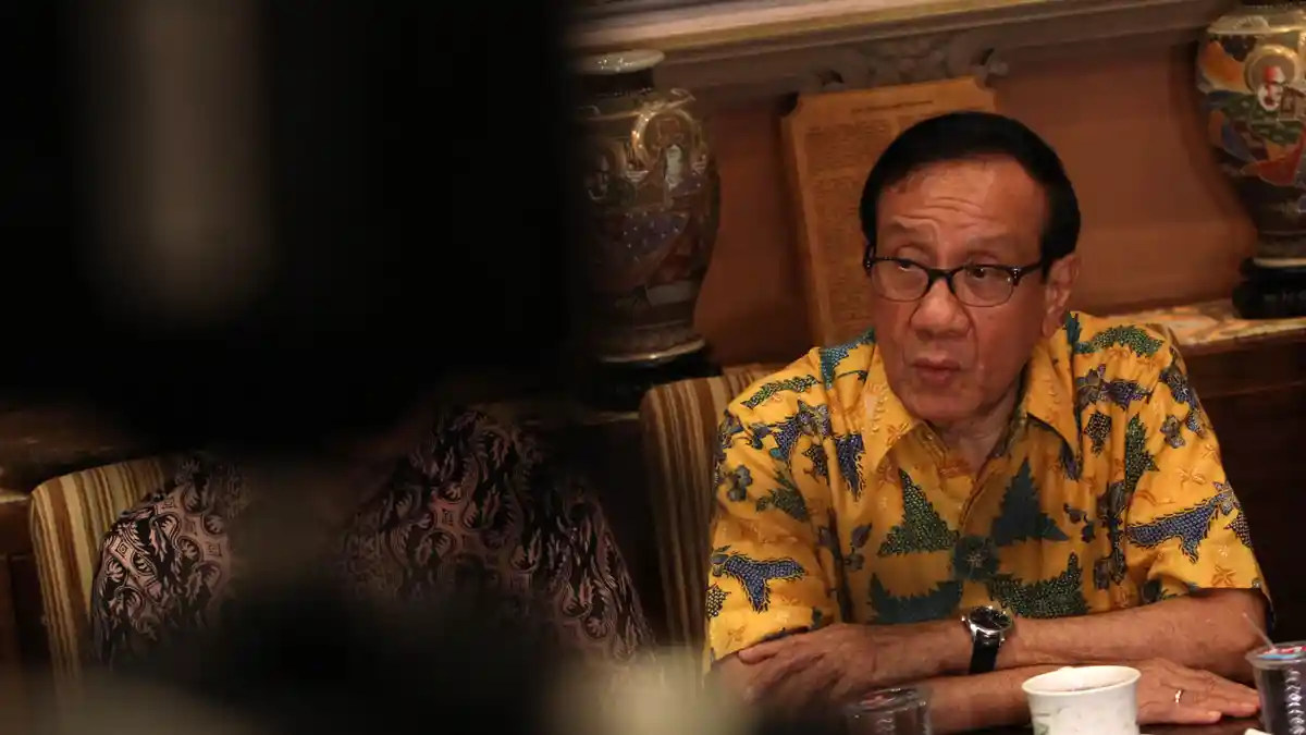 Kata Akbar Tandjung, Golkar Aburizal dan Agung Tidak Sah