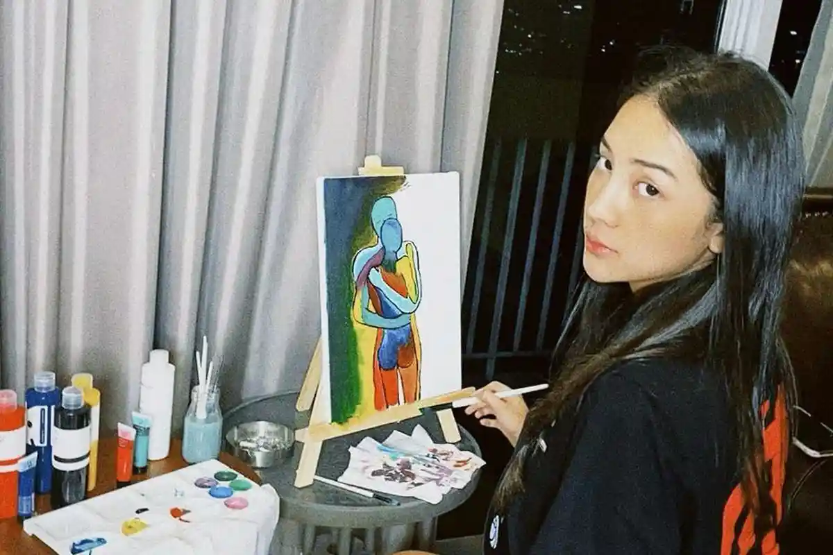 Kutipan Kalimat Galau dari Anya Geraldine: Semakin Kamu Mencintai, Semakin Kamu Menderita