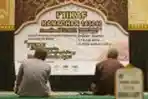 Umat Muslim Itikaf di Masjid Raya Mujahidin Pontianak