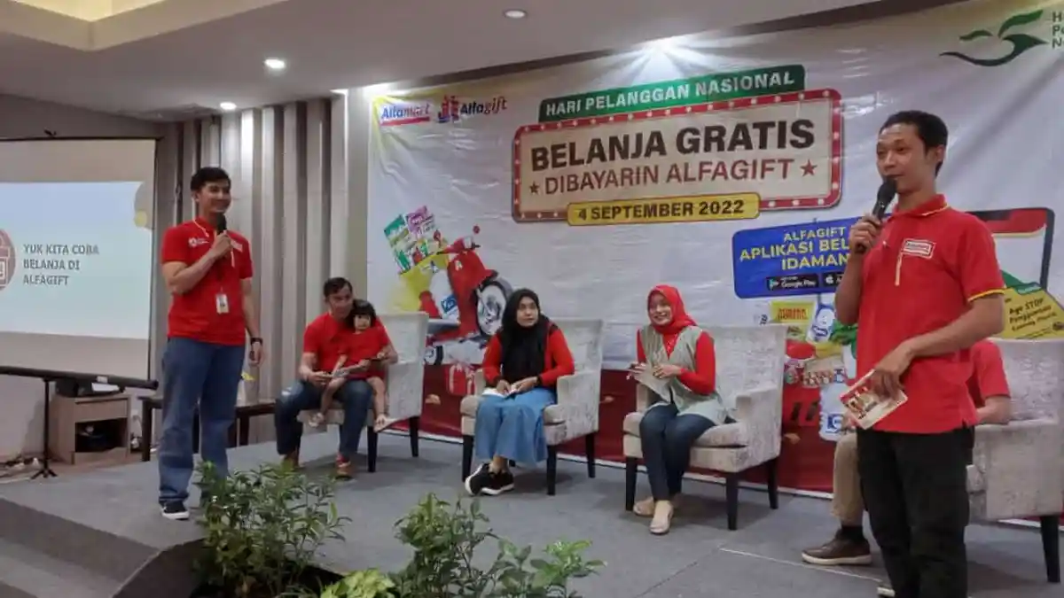 Harpelnas, Alfamart dan Alfagift Ajak Pelanggan Lebih Smart & Green
