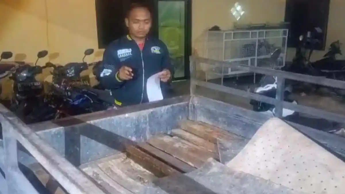 Pencurian Rel Kereta Api di Jombang Diduga Didalangi Oknum PNS dari Surabaya