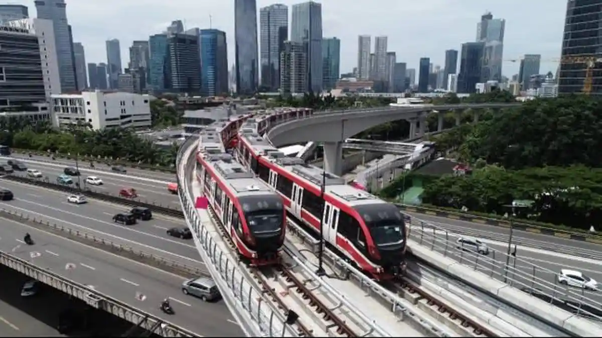 LRT Jakarta Pasang Target 3.100 Penumpang per Hari Selama Periode Natal-Tahun Baru 2024