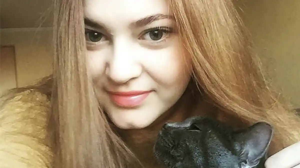 Pegawai Pemerintahan Cantik Ini Tampil Seksi di Majalah Dewasa, Dia Pun Dipecat