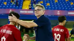 pelatih-timnas-u22-vietnam-philippe-troussier-pasca-anak-asuhnya-lakoni-laga-perdana-sea-games-2023.jpg
